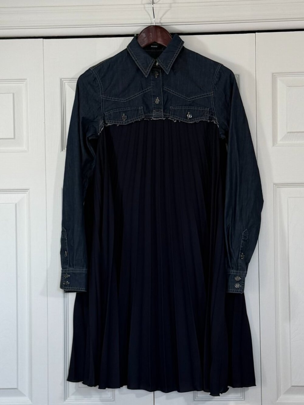 RIANI Hybrid Mixed-Media Dress: Denim & Navy Pleated Skirt